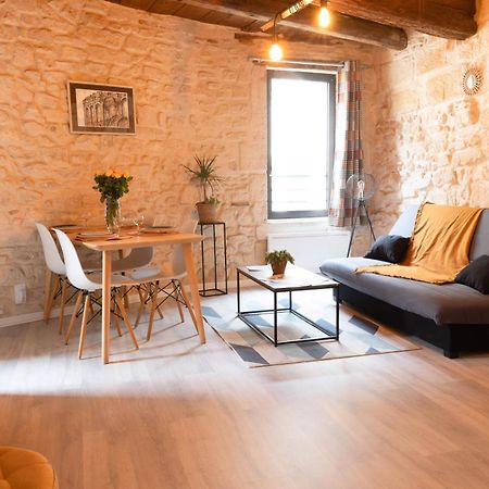 Immeuble 3 Apparts Centre Historique St Gilles Maisoncarreeconciergerie Saint-Gilles  Luaran gambar